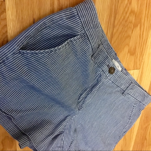 GAP Pinstriped Denim Shorts! - Picture 7 of 7